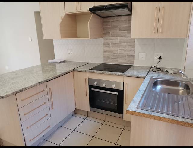 3 BEDROOM APARTMENT FOR SALE IN WITFIELD